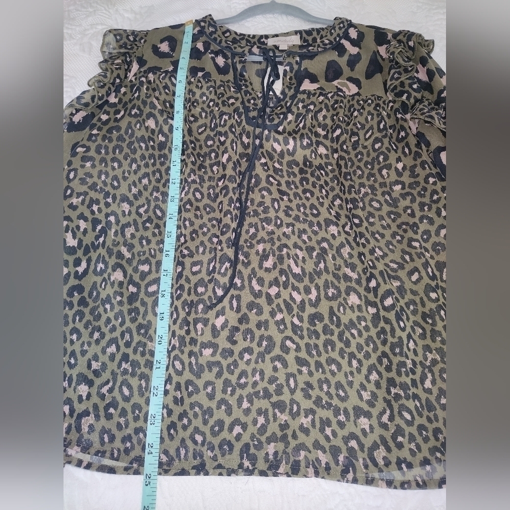 Wonderly Long Sleeves Animal Print Blouse Top Size L - Picture 6 of 8